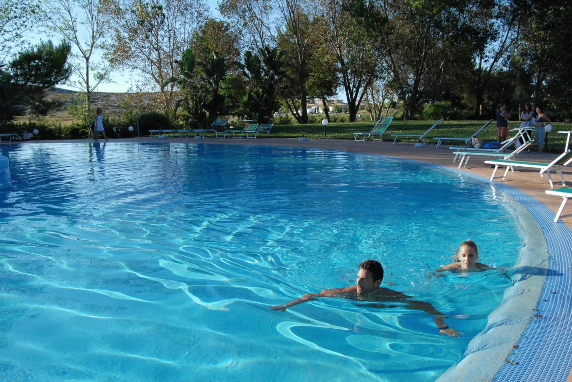 Valtur Baia Del Gusmay Beach Resort Peschici Eksteriør bilde